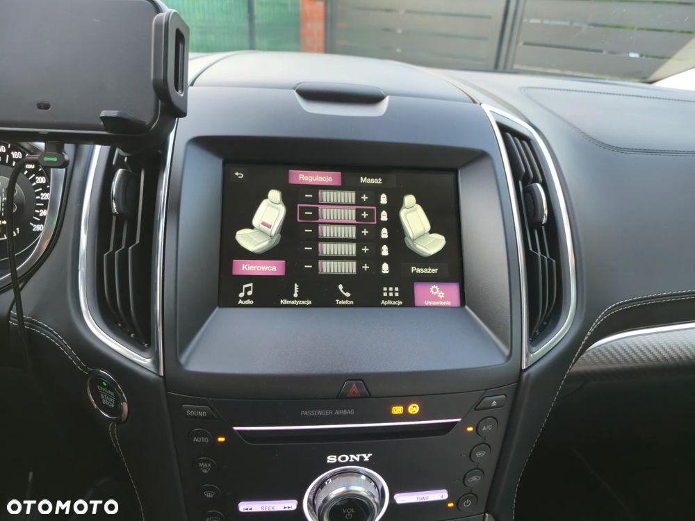 Ford S-Max 2.0 TDCi Vignale - 29