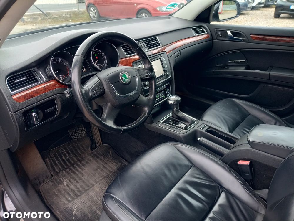 Skoda Superb 1.8 TSI Comfort DSG - 11