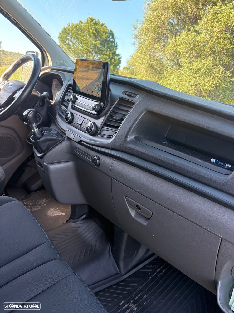 Ford Transit Custom - 11