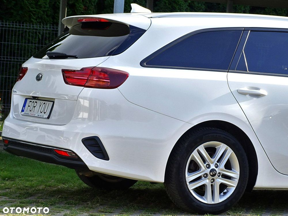 Kia Ceed 1.0 T-GDI L Business Line Plus - 14