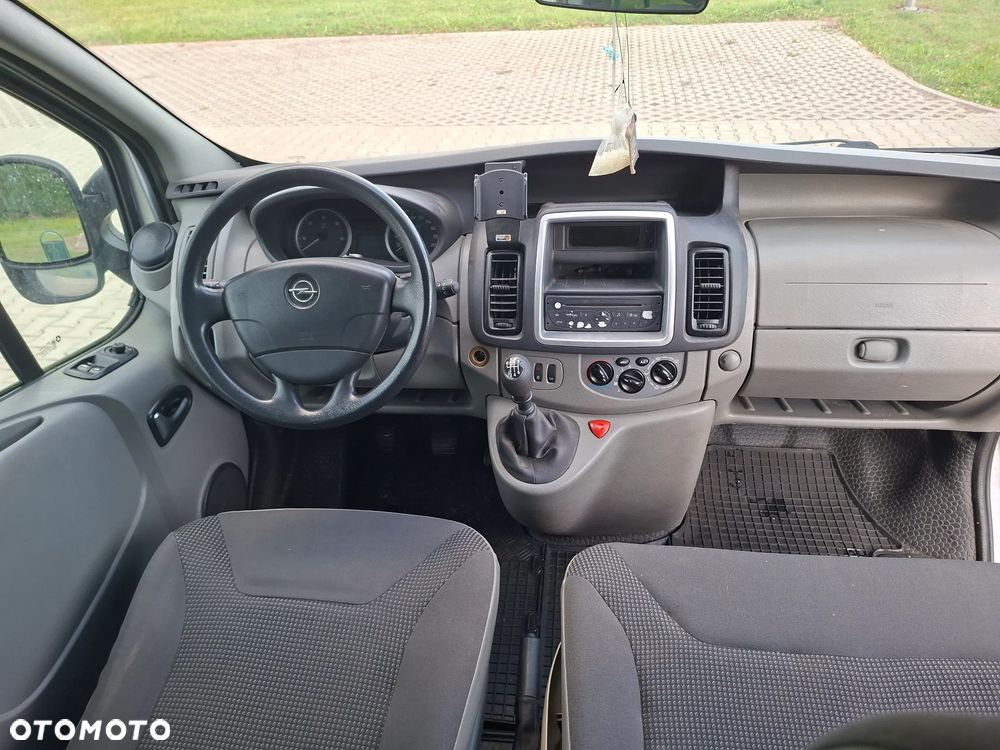 Opel Vivaro L2H1 2.9t - 7