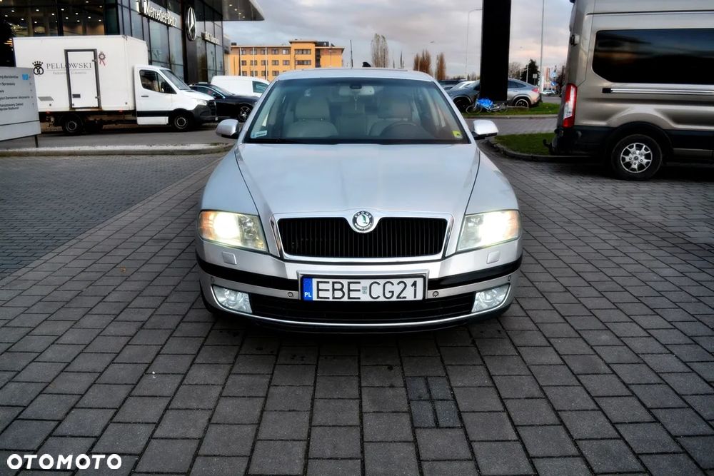 Skoda Octavia 2.0 TDI DPF DSG Laurin & Klement - 21