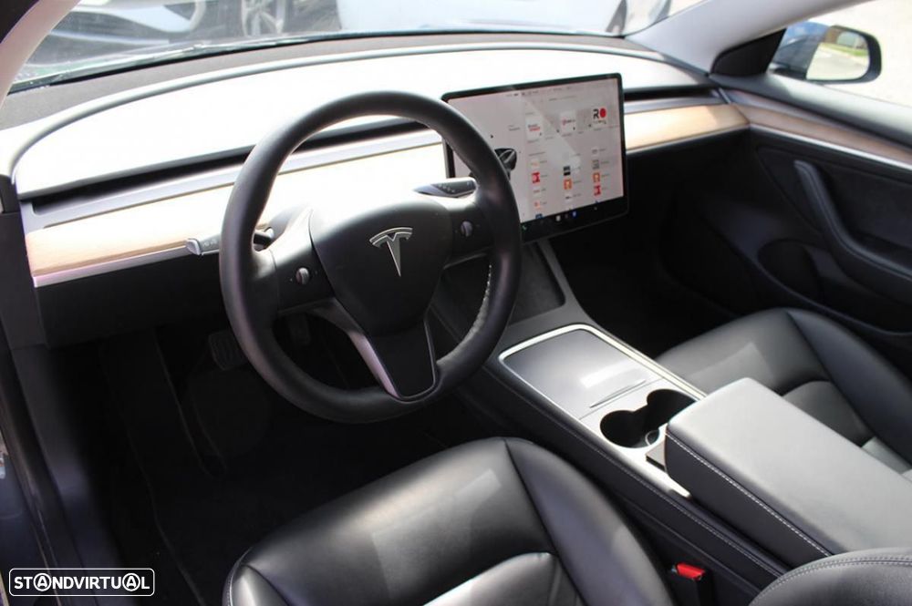 Tesla Model 3 Long Range AWD Dual Motor - 17
