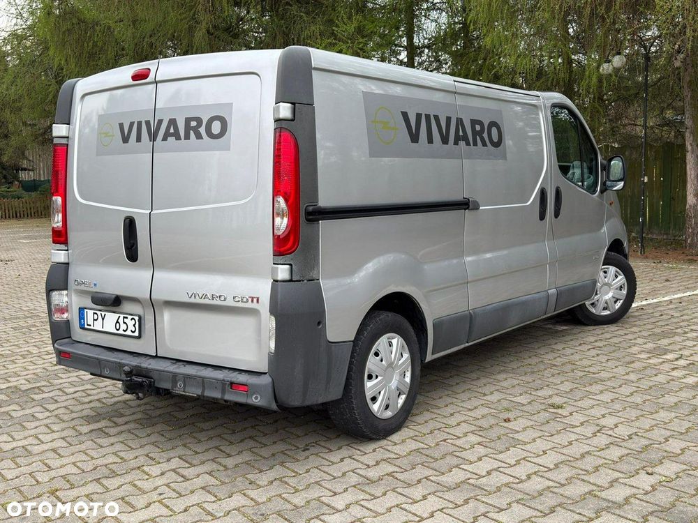 Opel Vivaro - 10