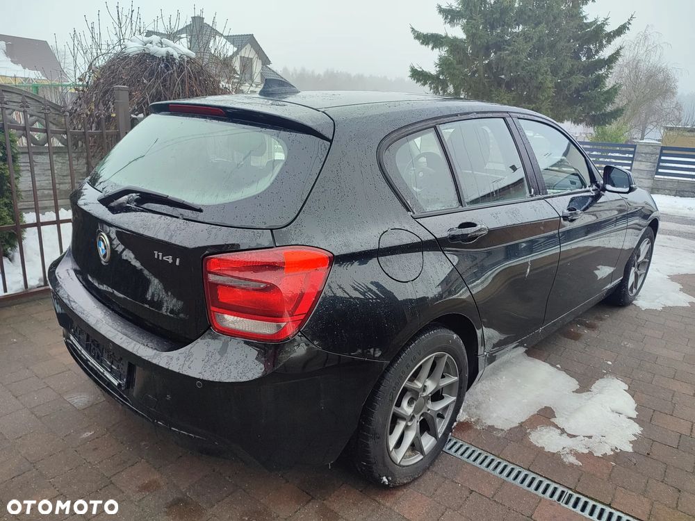 BMW Seria 1 114i Sport Line - 5