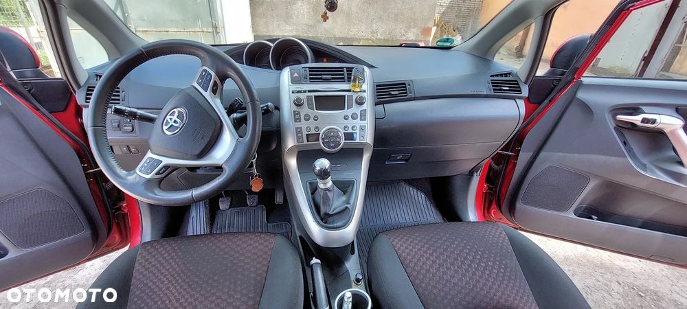 Toyota Verso 1.8 Edition - 7