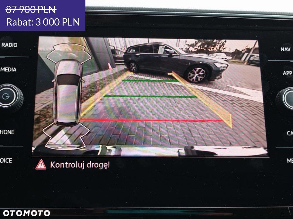 Volkswagen Passat - 36