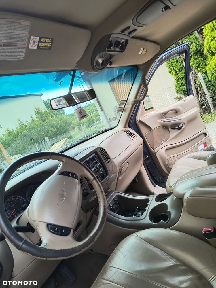 Ford Expedition 5.4 XLT 4WD - 6