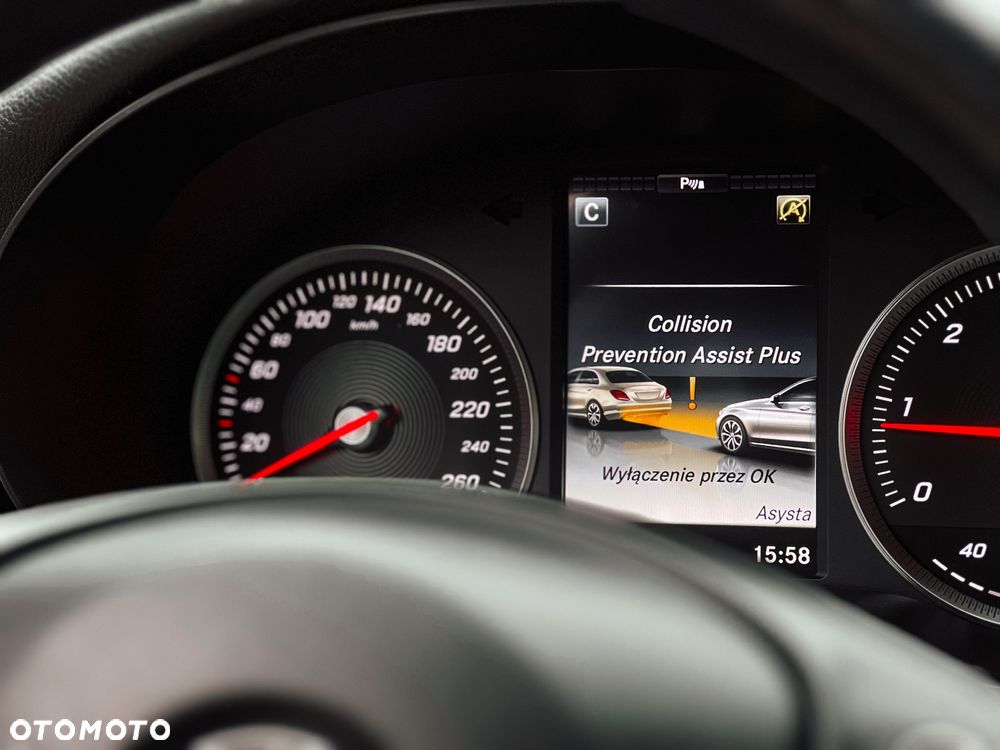 Mercedes-Benz Klasa C 220 CDI BlueEff Edition Avantgarde - 29