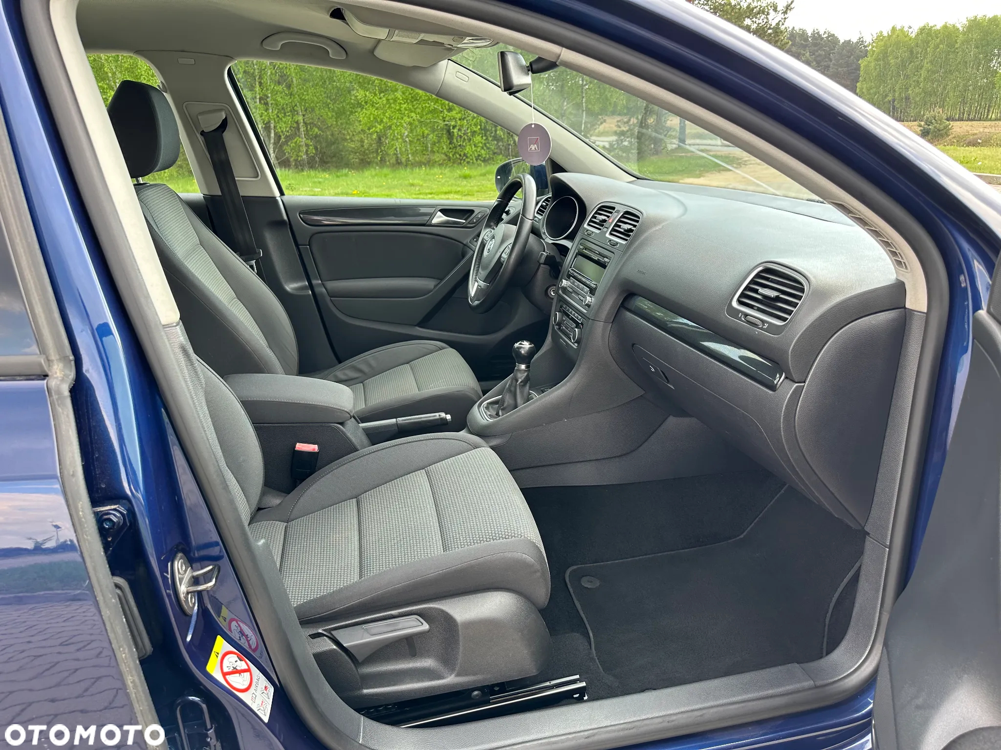 Volkswagen Golf 1.6 TDI DPF BlueMotion Technology Trendline - 13