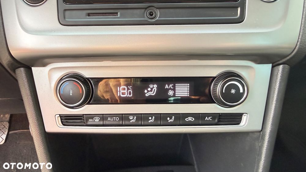 Volkswagen Polo 1.4 TDI Blue Motion Technology Lounge - 9