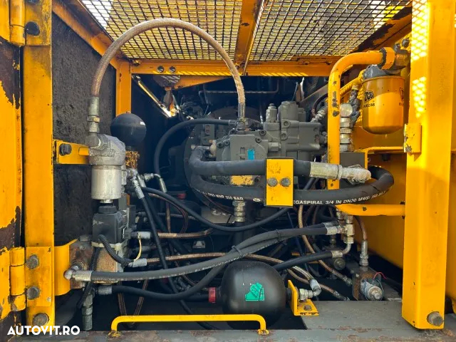 JCB JS 150 W - 12