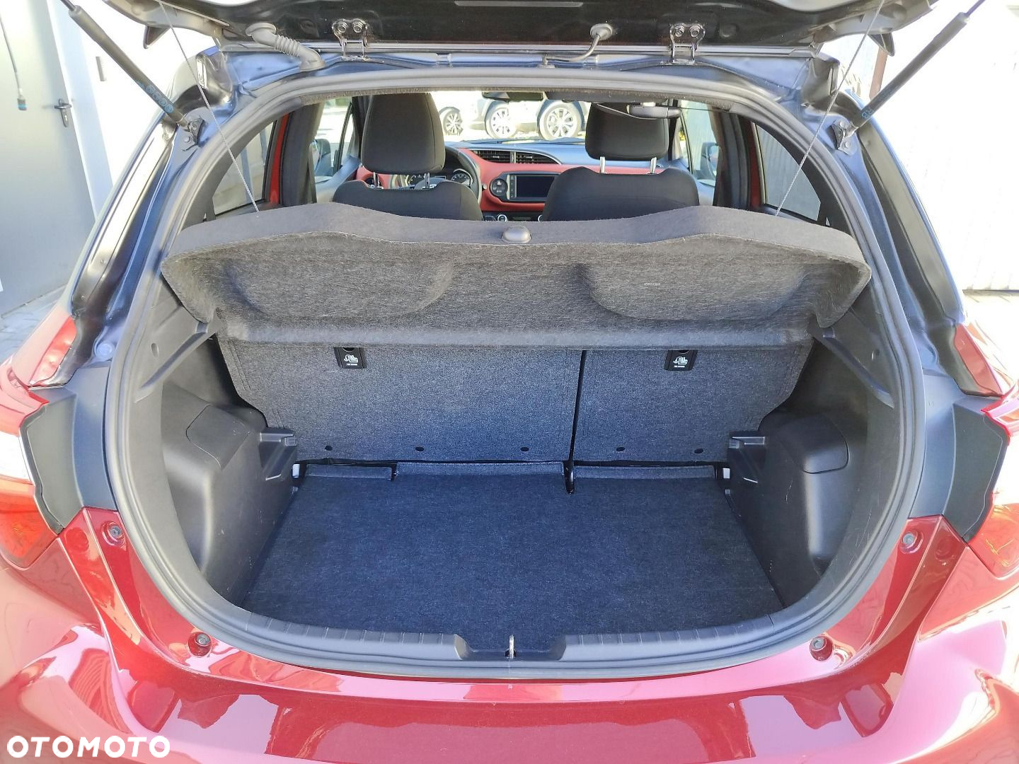 Toyota Yaris - 13