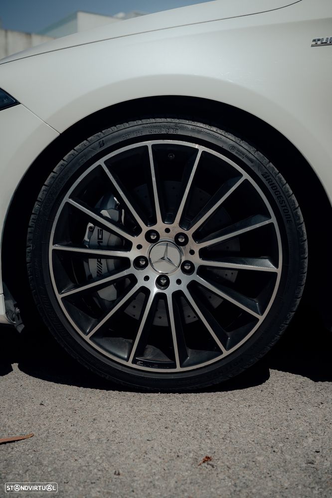 Mercedes-Benz A 35 AMG - 8