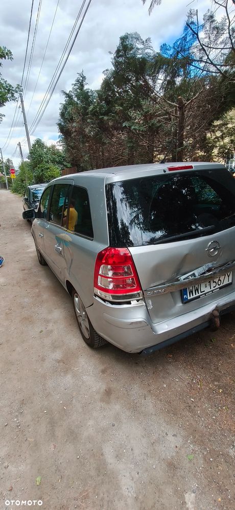 Opel Zafira 1.8 Enjoy - 18