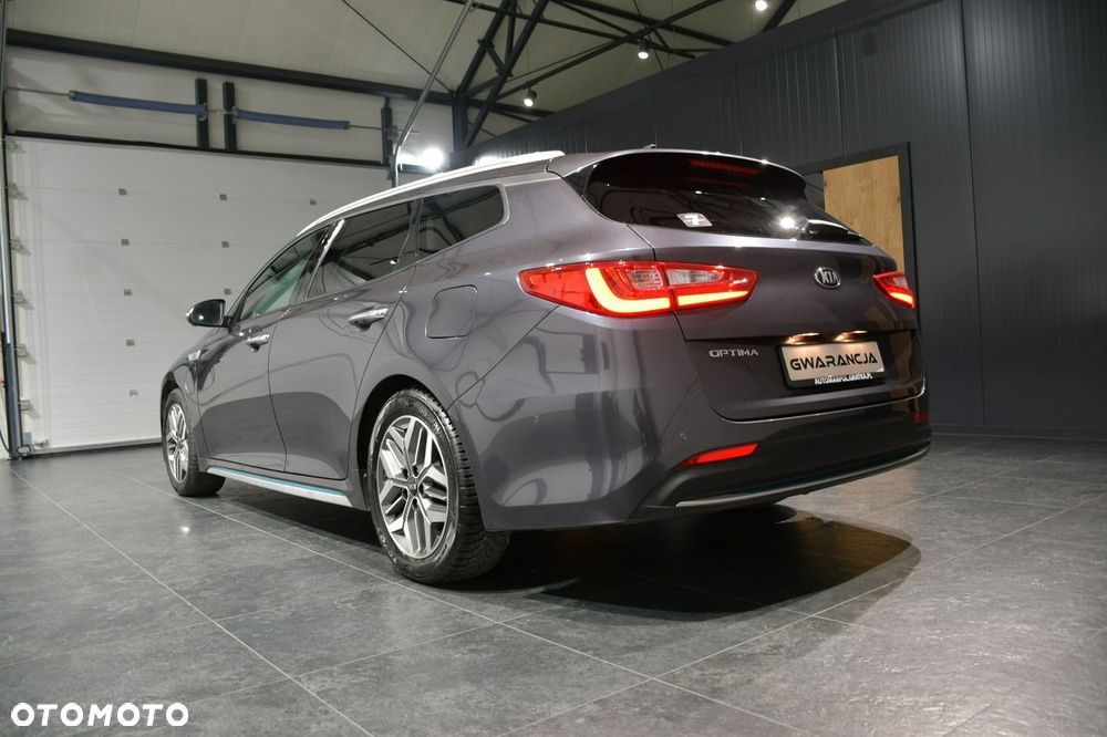 Kia Optima Plug-in Hybrid - 9