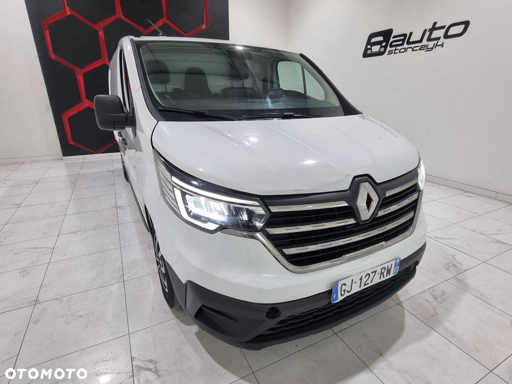 Renault Trafic - 15