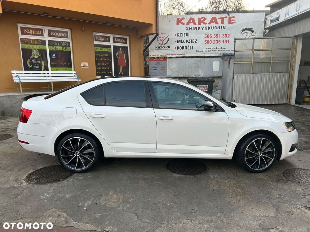 Skoda Octavia 2.0 TDI Ambition - 11