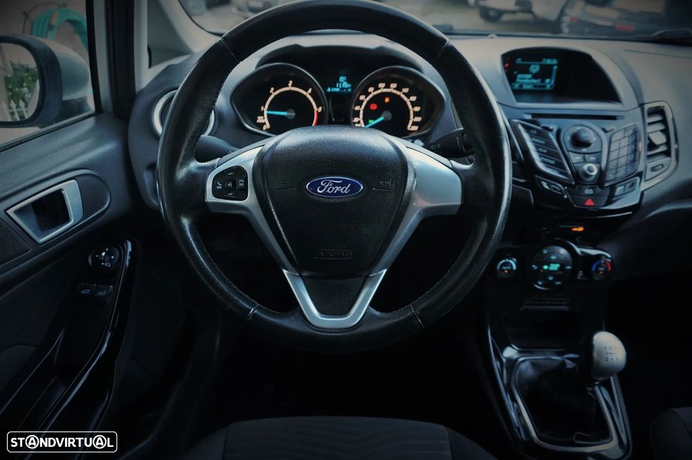 Ford Fiesta 1.5 TDCi Titanium - 27