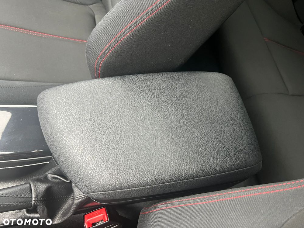 BMW Seria 1 116i Sport Line - 29