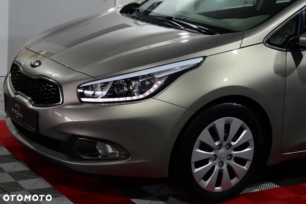 Kia Ceed Cee'd 1.6 CRDi L - 35