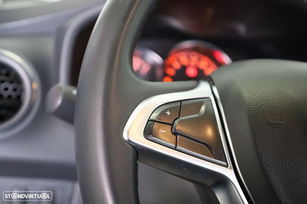 Dacia Logan MCV 0.9 TCe Stepway - 30