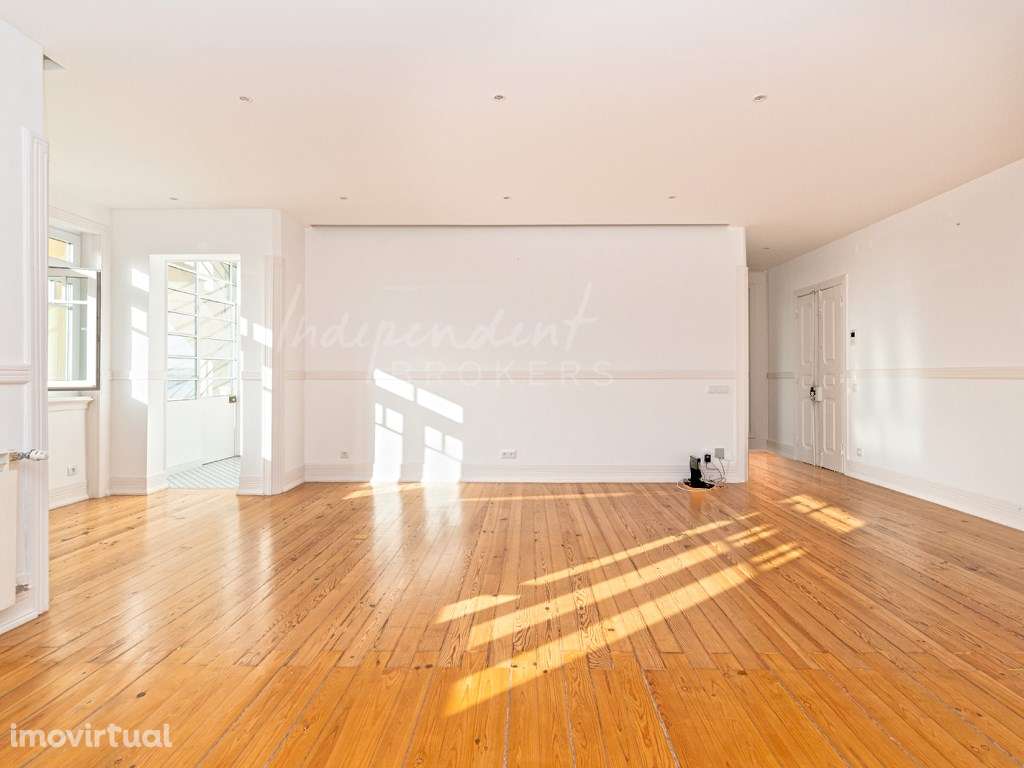 APARTAMENTO T3 COM VISTA RIO + GARAGEM [LAPA] - Grande imagem: 3/15