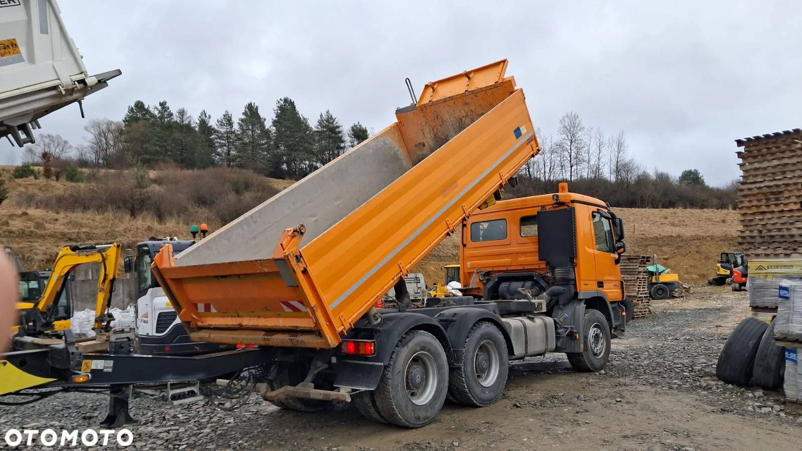 Mercedes-Benz ACTROS - 17