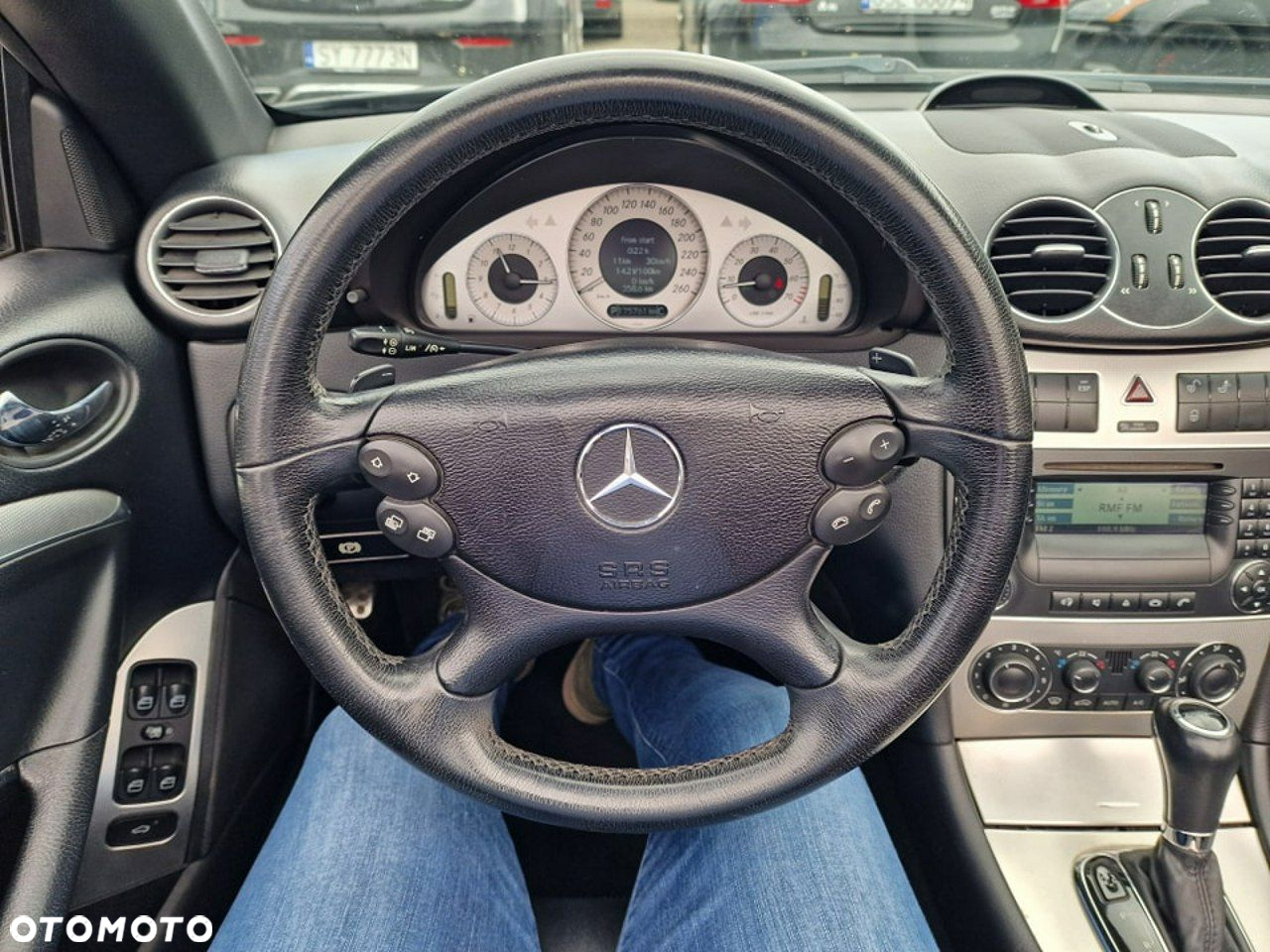 Mercedes-Benz CLK Cabrio 350 7G-TRONIC Avantgarde Sport Edition - 9