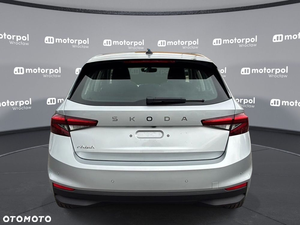 Skoda Fabia - 5