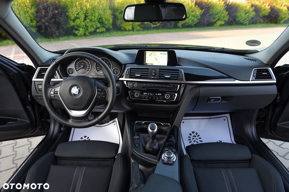 BMW Seria 3 - 37