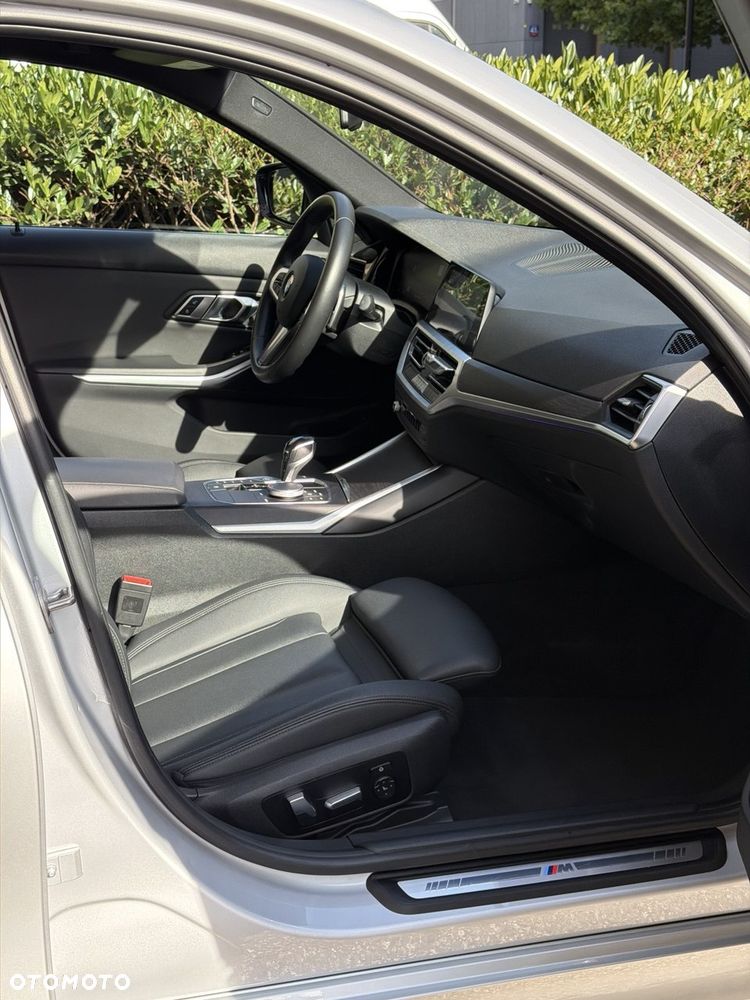 BMW Seria 3 - 16