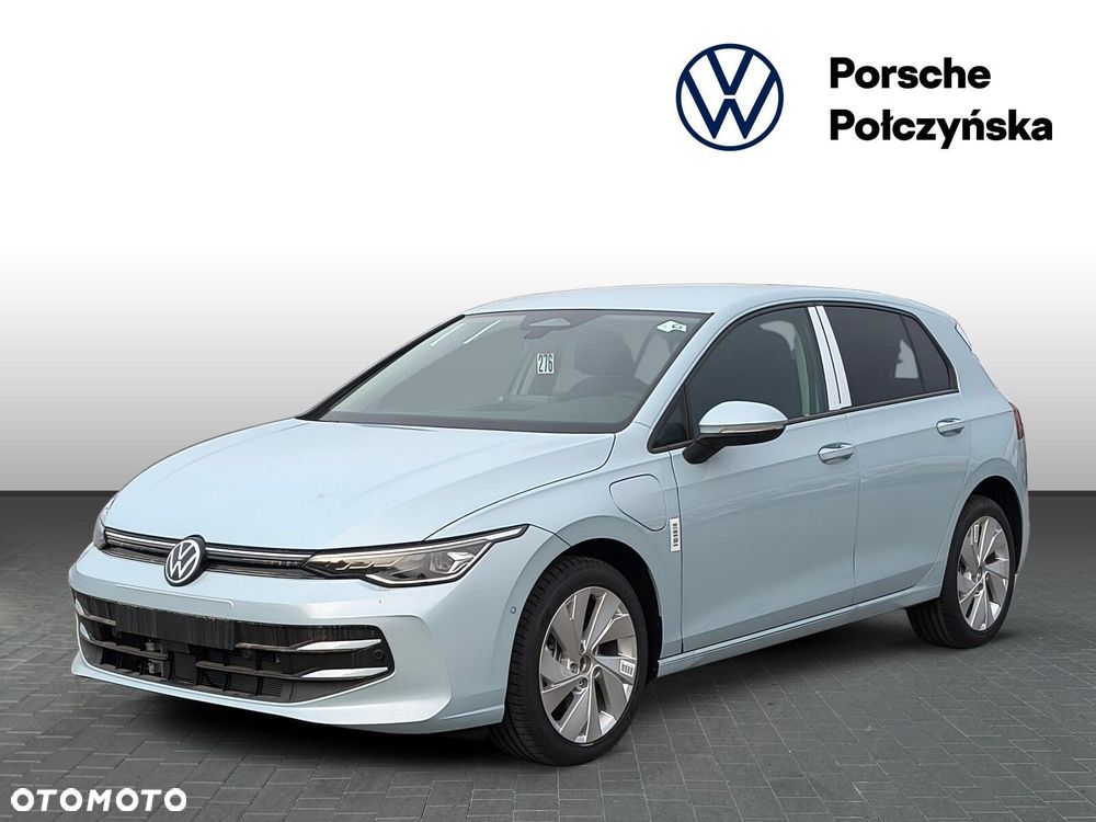 Volkswagen Golf - 1