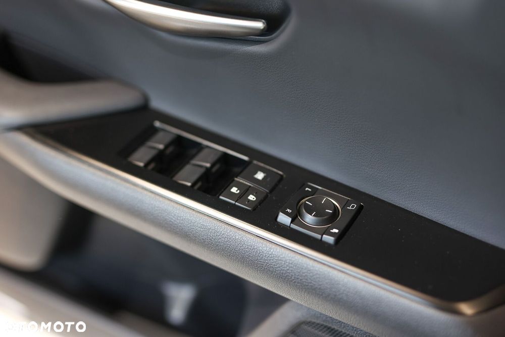 Lexus UX 200 Elegance 2WD - 24