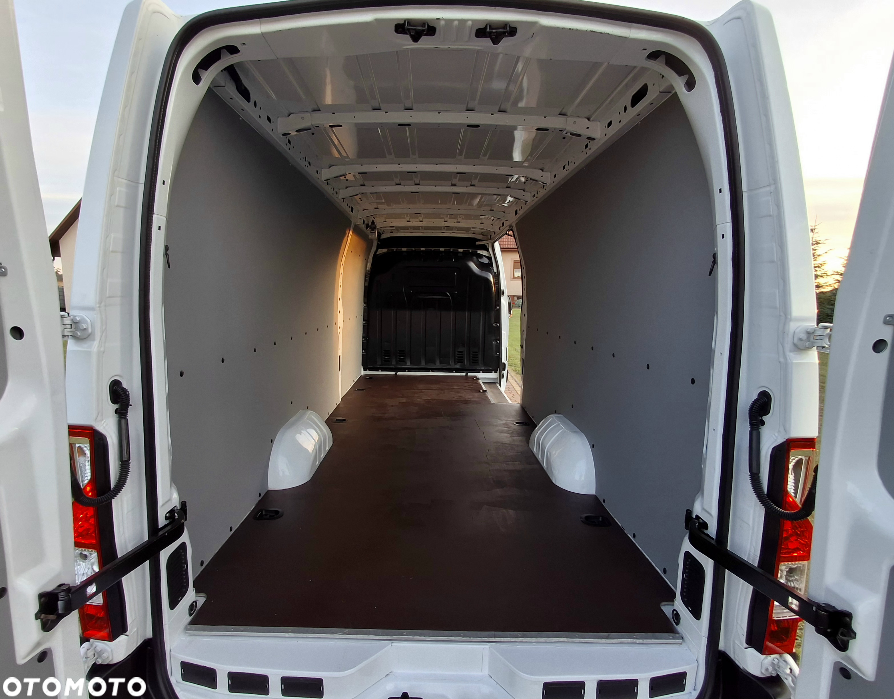 Opel Movano - 32