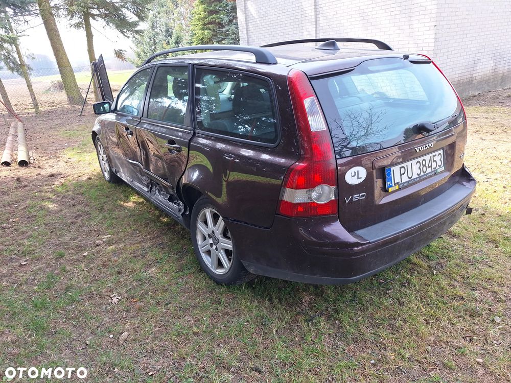 Volvo V50 2.0D Momentum - 4