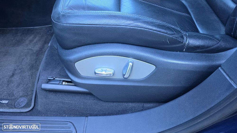 Porsche Cayenne Diesel Tiptronic S - 23