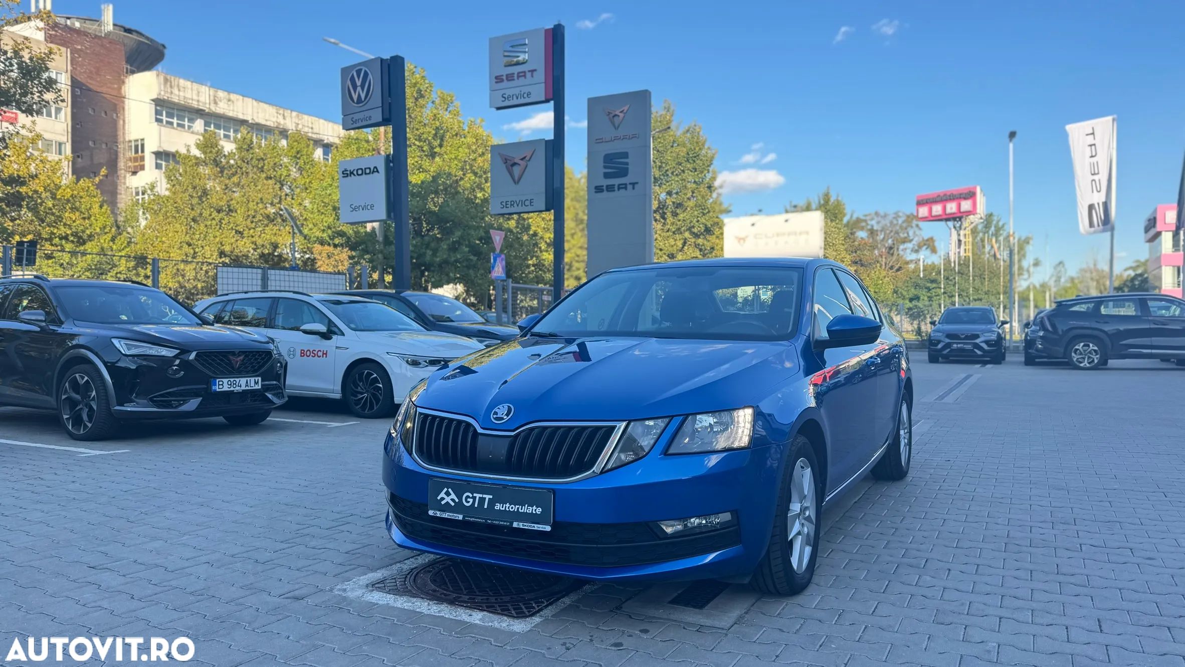 Skoda Octavia 1.6 TDI DSG Ambition - 1