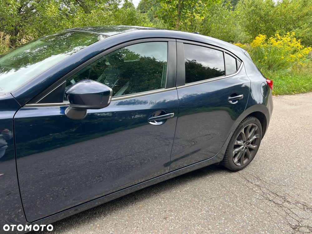 Mazda 3 - 8