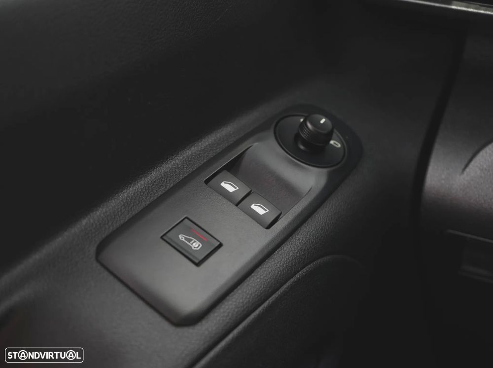 Peugeot PARTNER MONOSPACE 1.5 BLUEHDI 130 - 21