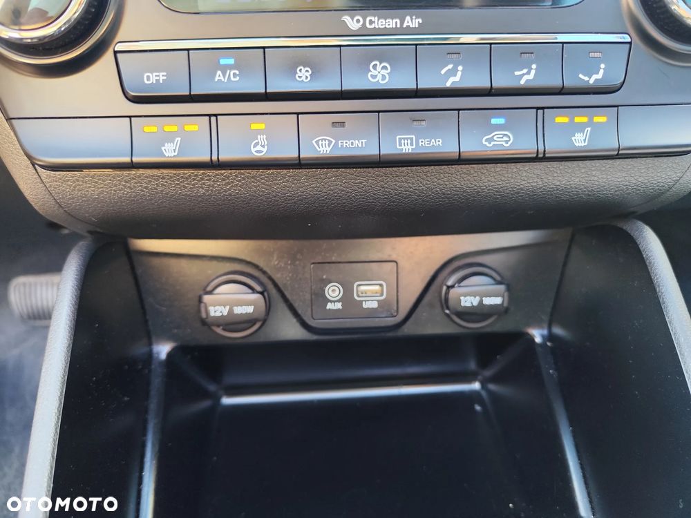 Hyundai Tucson 2.0 CRDI Premium 4WD - 22