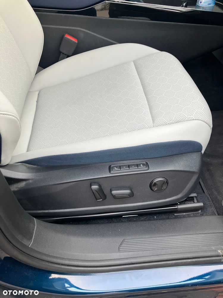 Volkswagen ID.4 - 15