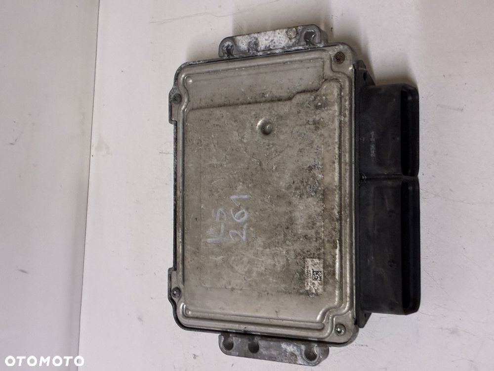 OPEL KOMPUTER  STEROWNIK  SILNIKA 55205622 - 6