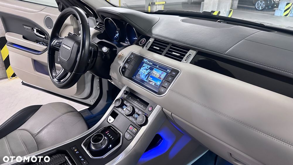 Land Rover Range Rover Evoque 2.0TD4 SE Dynamic Special Edition - 26