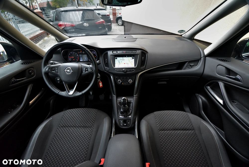 Opel Zafira Tourer 1.4 Turbo Innovation - 15