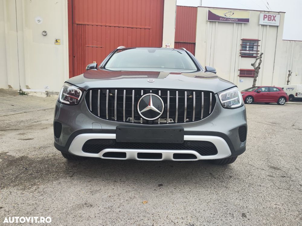 Mercedes-Benz GLC 220 d 4MATIC 9G-TRONIC AMG Line - 34