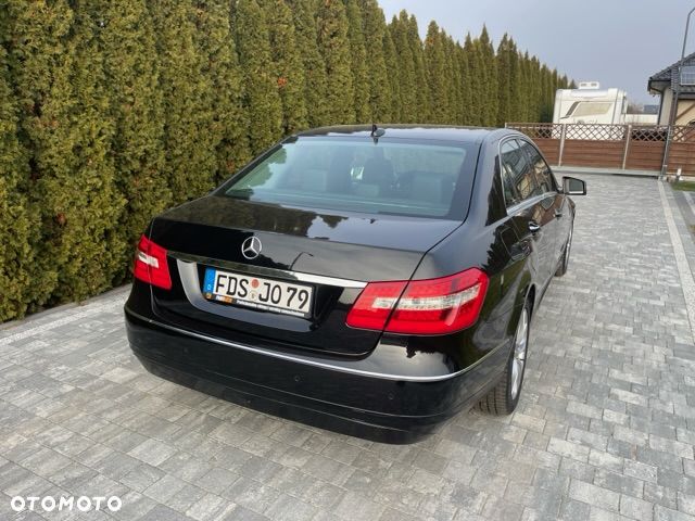 Mercedes-Benz Klasa E 250 CDI DPF BlueEFFICIENCY Automatik - 5