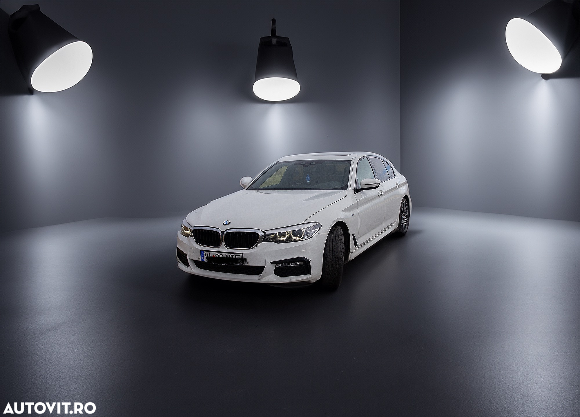 BMW Seria 5 520d xDrive AT - 10