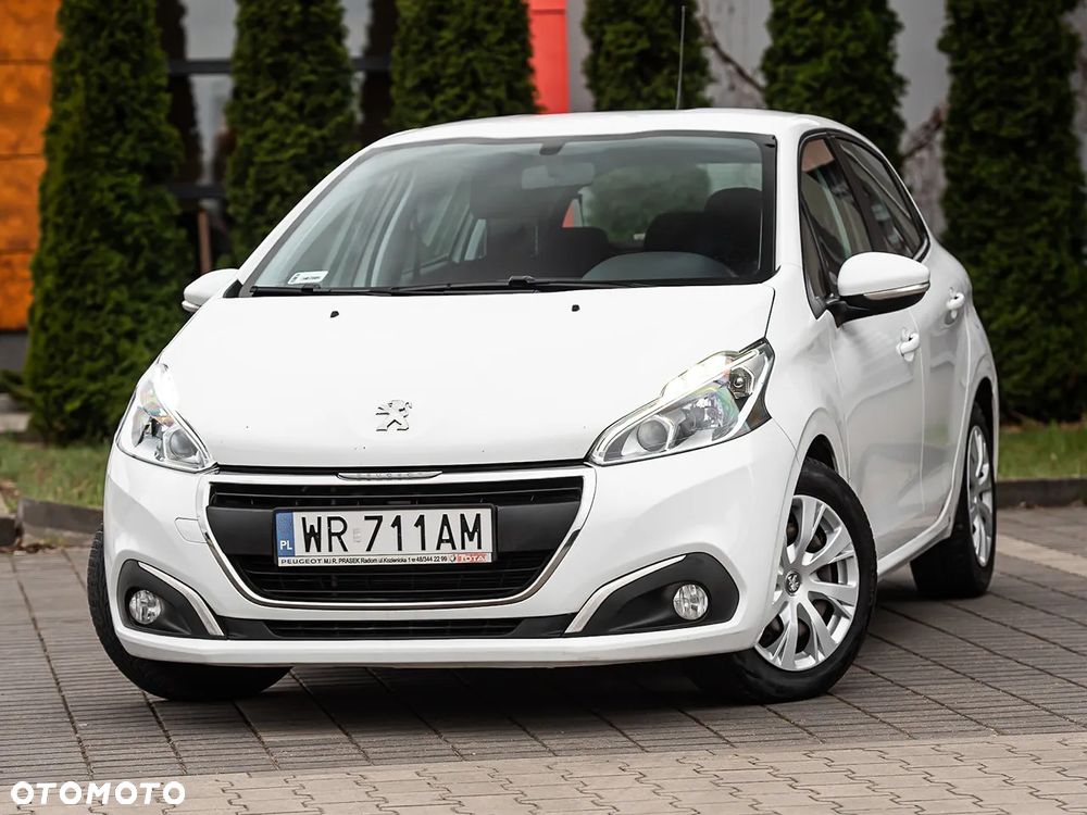 Peugeot 208 1.6 BlueHDi Allure S&S - 5