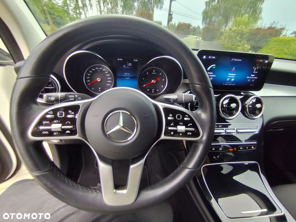 Mercedes-Benz GLC 200 d 4Matic 9G-TRONIC - 32